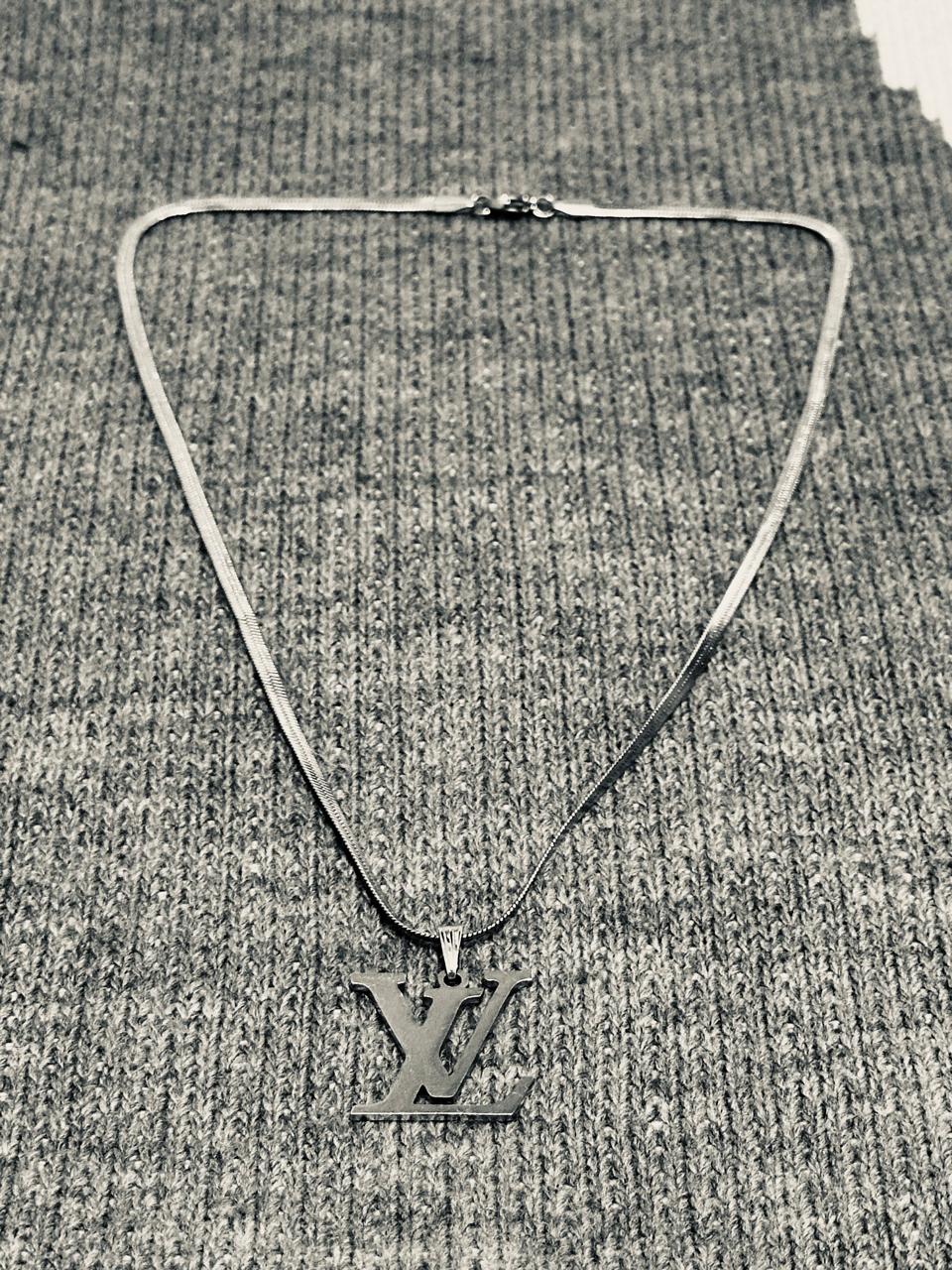 A) LV Necklace Stainless Steel